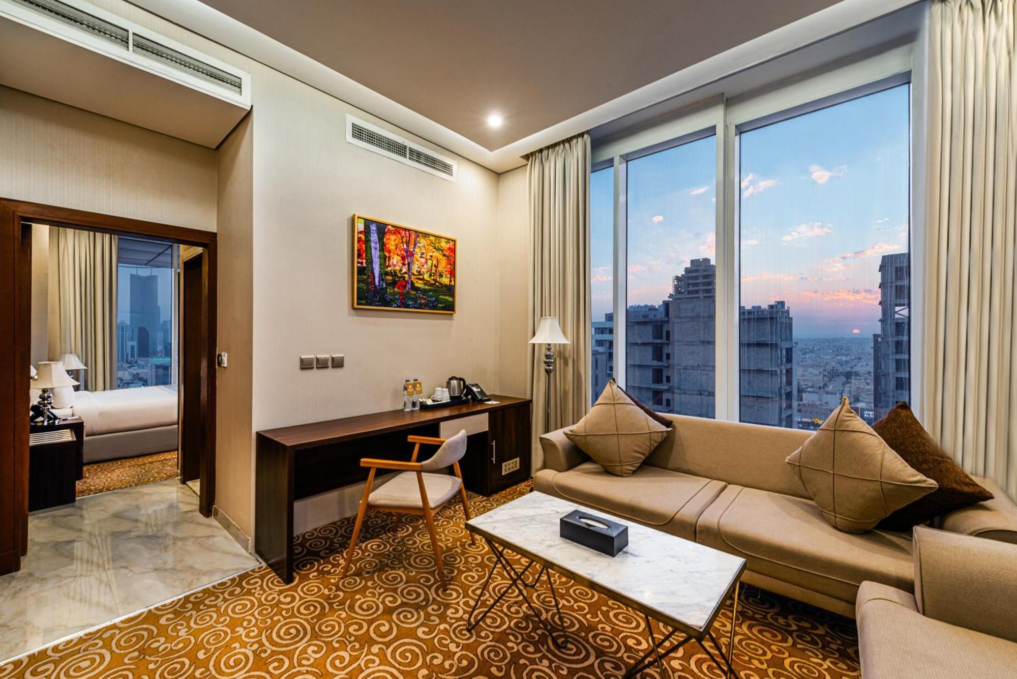 Hotel Crowne Rose Alsahafa Riyadh